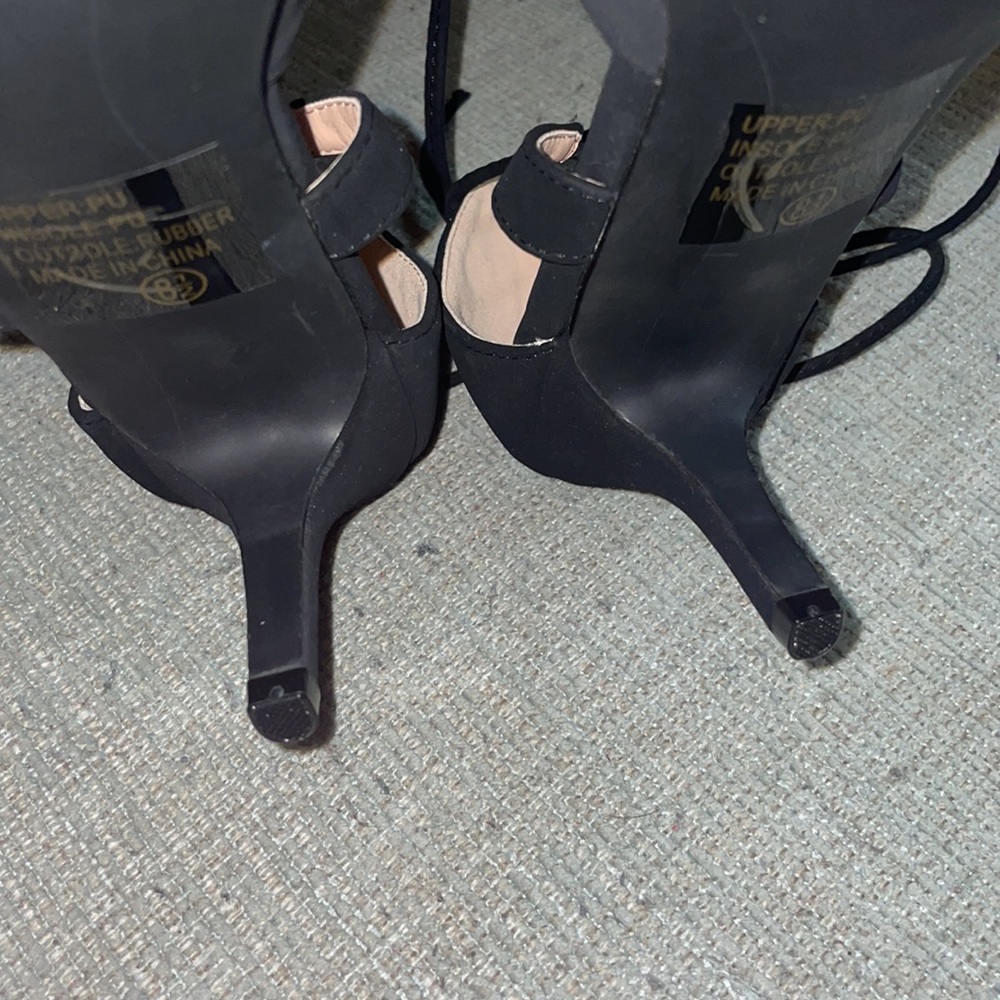 Women Pointy Toe Heels - Picture 5 of 7